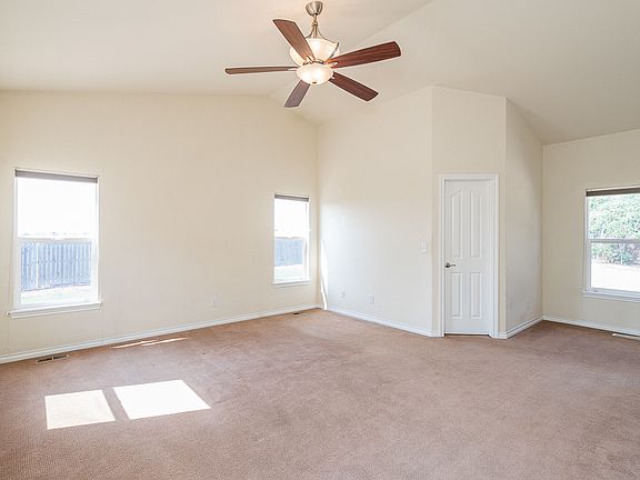 3rd image of 4846 Maggie Ct
