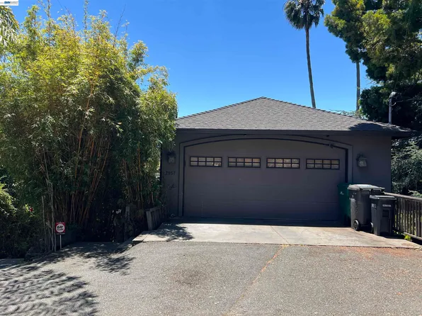7957 Michigan Ave, Oakland, CA 94605
