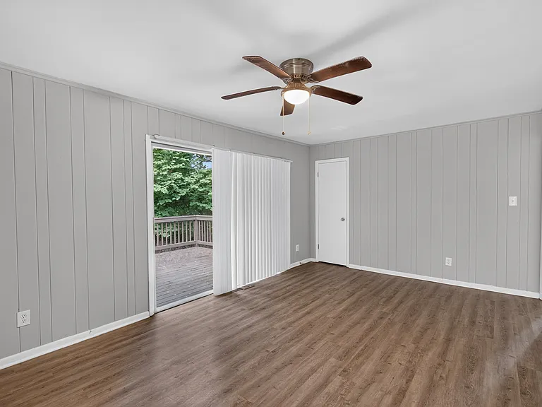 2387 Garden Ct — Photo 39