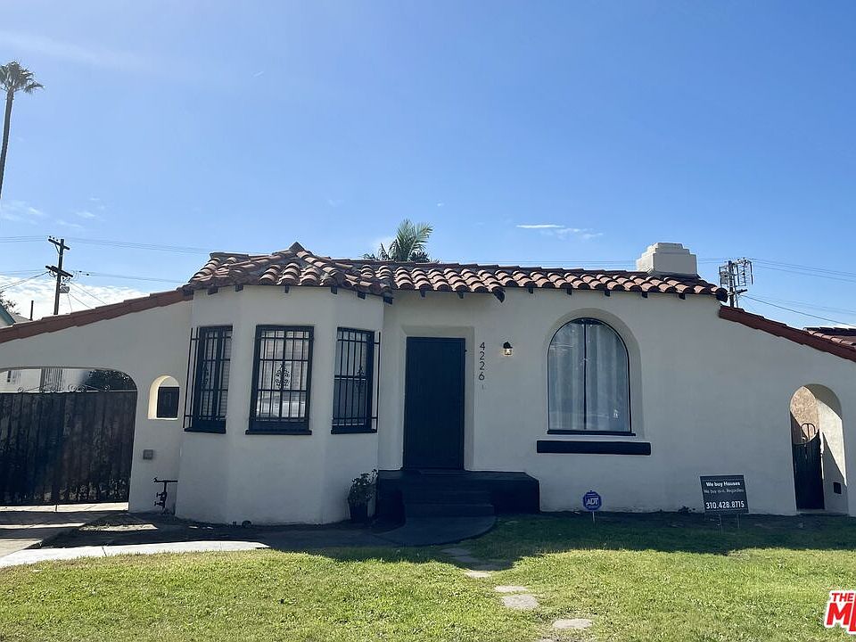 1st image of 4226 W 63rd St