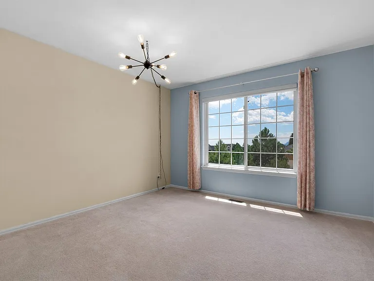 2420 Regal View Ct — Photo 35
