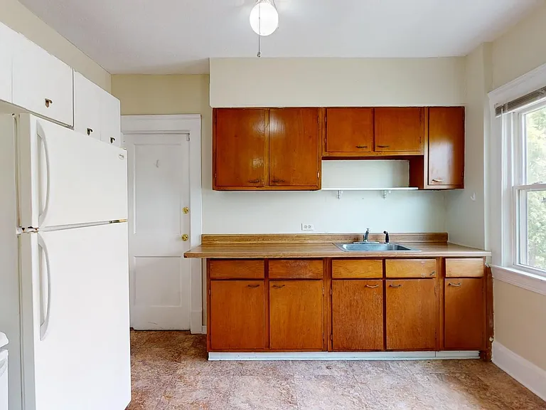 1285 Cranford Ave — Photo 14