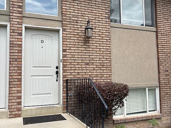 2nd image of 1438 N Amiron Way APT D