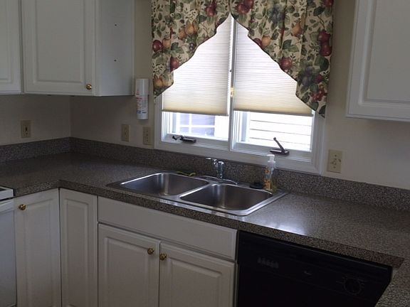 4th image of 273 English Lakes Blvd