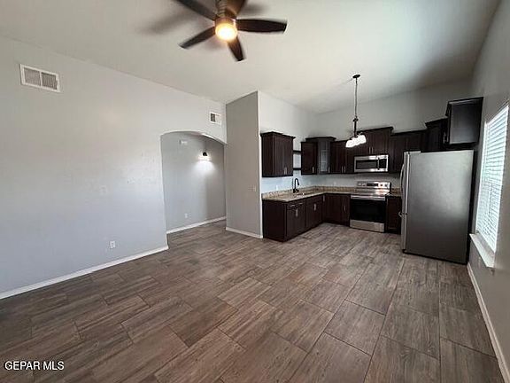 3rd image of 14981 Vechot Dr #B