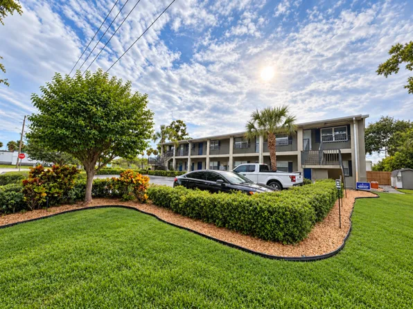 3000 70th Ln N, Saint Petersburg, FL 33710