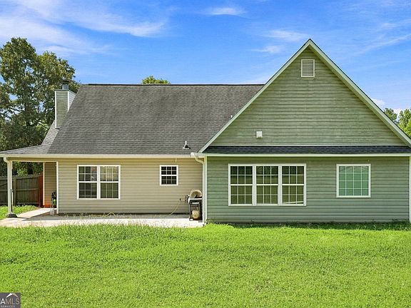 2nd image of 102 Independent Ct