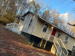 522 Queens Ct, Gastonia, NC 28052