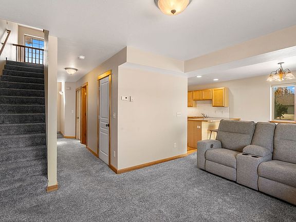 5th image of 4006 Broadwater Ct