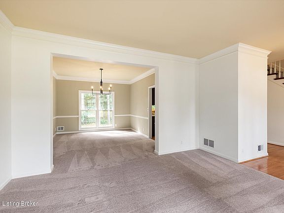 5th image of 10504 Edgewater Rd