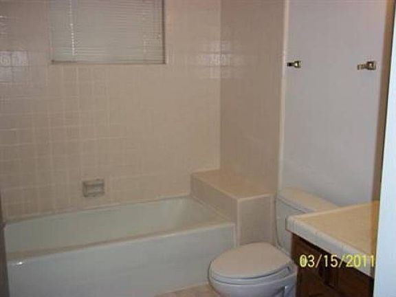 3rd image of 3557 Buena Vista Dr