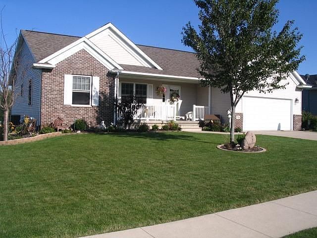 1st image of 738 Breckenridge Dr