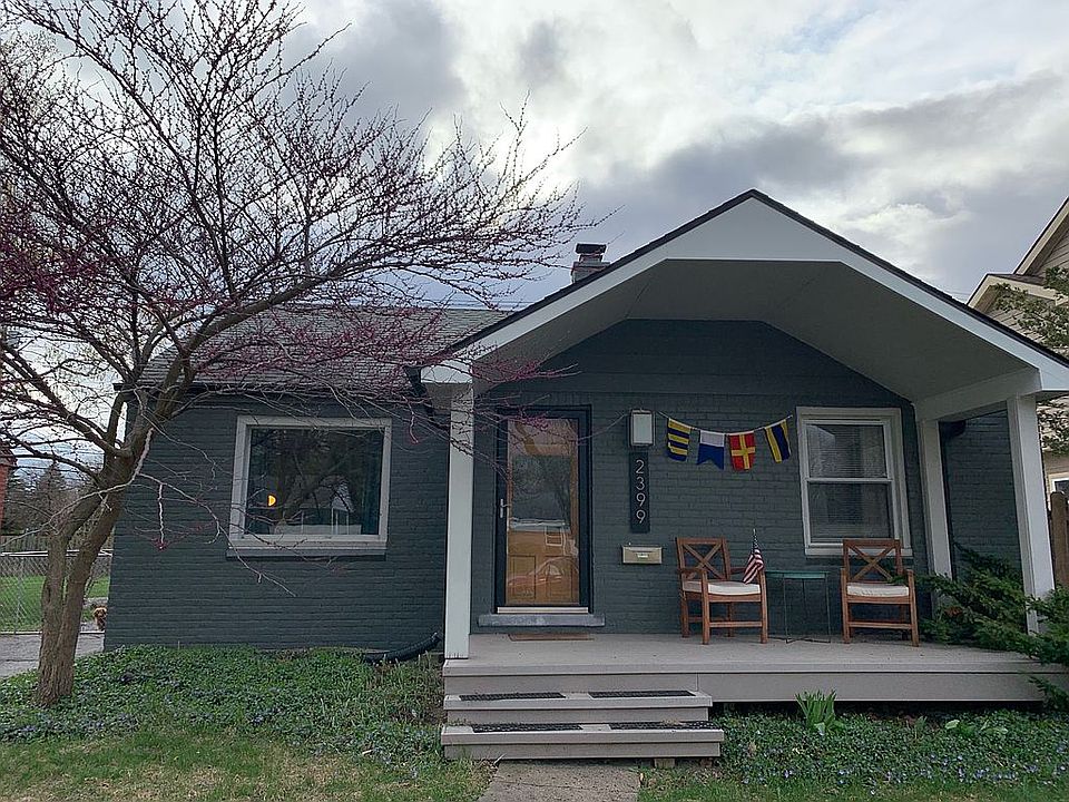 1st image of 2399 Ellwood Ave