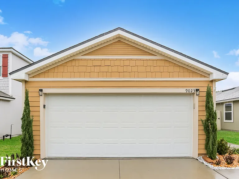 9023 Kipper Dr — Photo 2