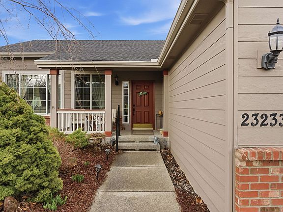 3rd image of 23233 E Settler Dr