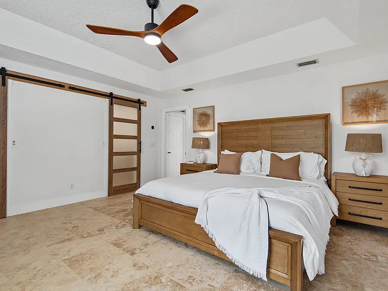 10 Castle Ct — Photo 24