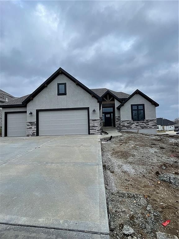 Neページ 9838 NE 104th Ter, Kansas City, MO 64157 | Zillow