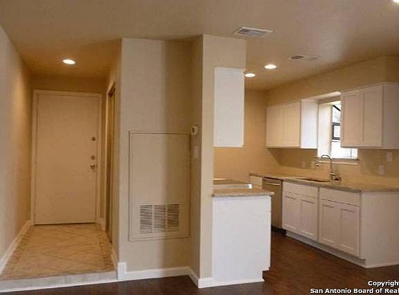 4th image of 11843 Braesview APT 1815