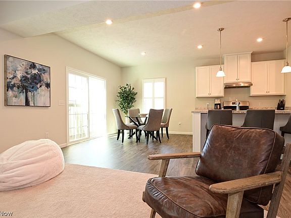 5th image of 36375 Thornbury St