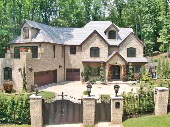 24 Nevada Avenue image 1 of 103