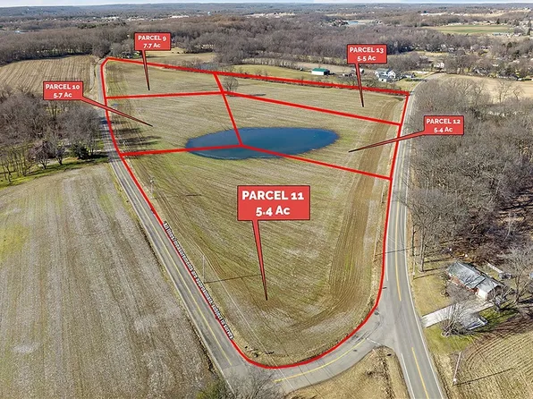 Lafayette Dr NW, Canal Fulton, OH 44614