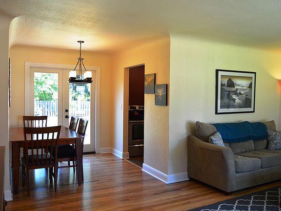 4th image of 9020 Mount Jefferson Ave