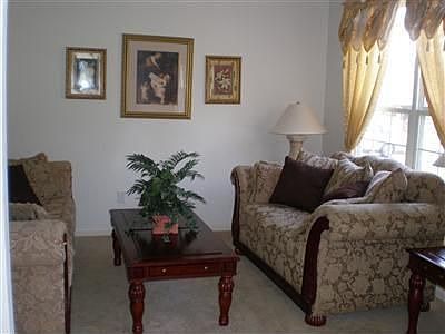 4th image of 35595 Bentley Dr