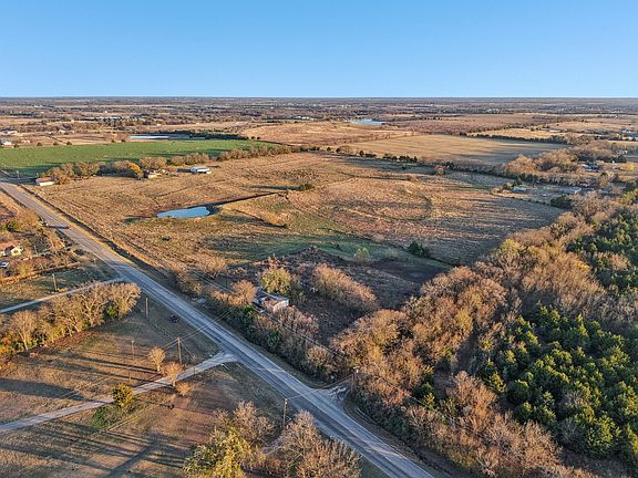 3rd image of 20875 S State Highway 78