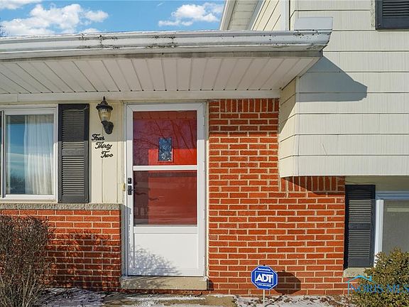 4th image of 432 Harefoote St