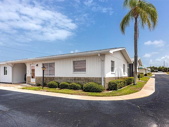 3rd image of 12400 PARK BOULEVARD #417