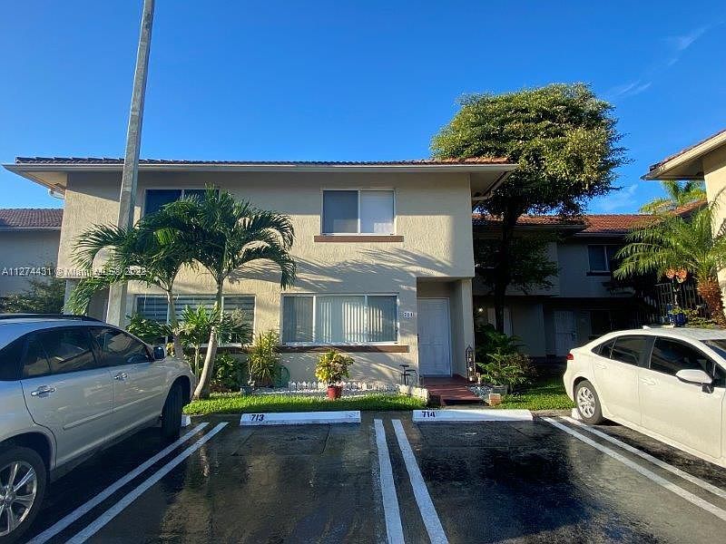 1st image of 471 NW 82nd Ave APT 712