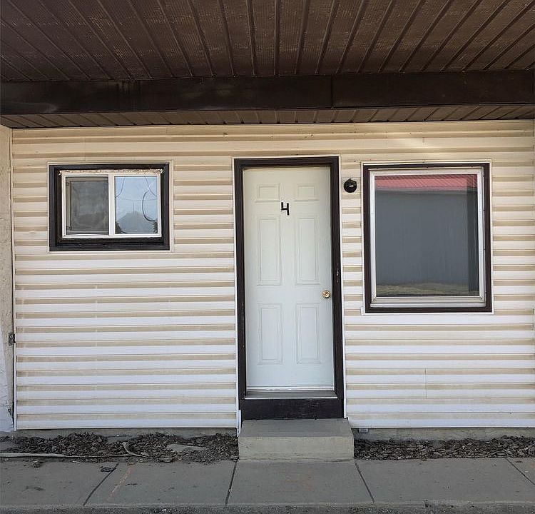 2nd image of 10608 100th St #4
