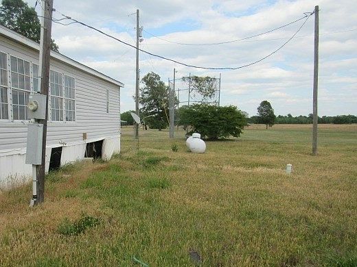 4th image of 1628 400th Rd Lot 4
