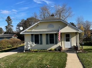 511 Gertrude St, Elgin, IL 60123