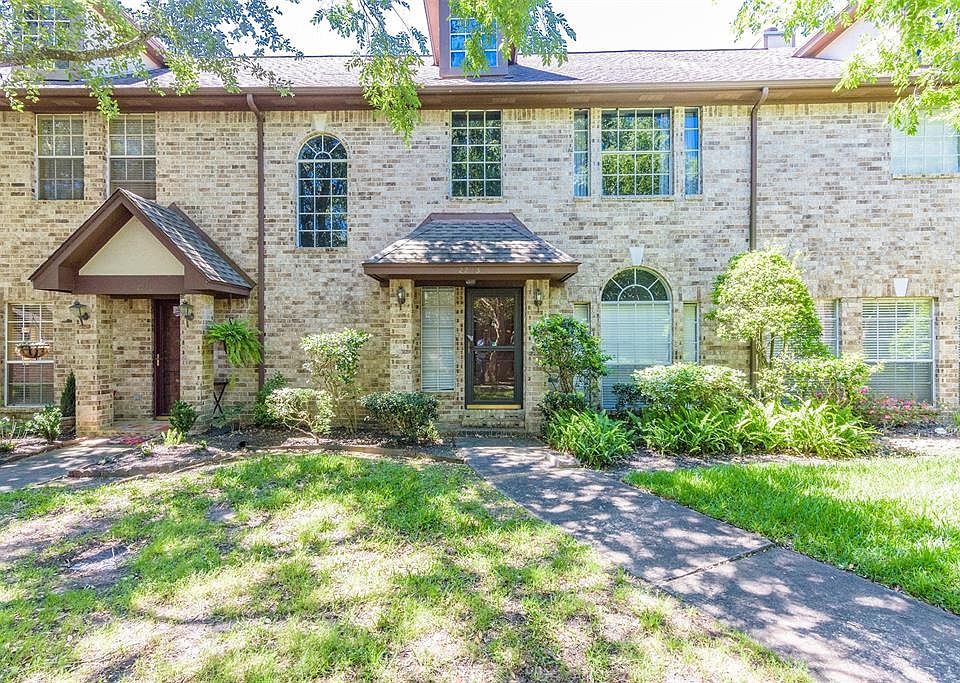 1st image of 2273 Broadlawn Dr