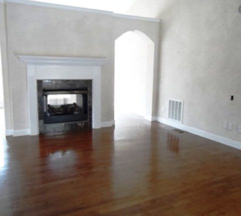 3rd image of 30 White Rock Dr