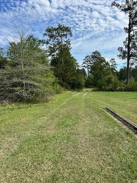 2nd image of 21370 John D Wood Rd