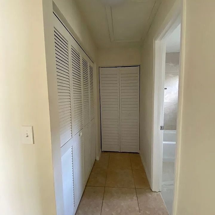 1st image of 12839 Dunhill Dr