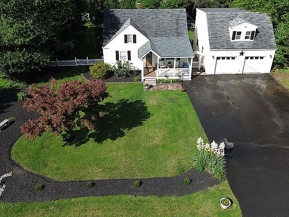 2nd image of 21 Fitzrandolph St