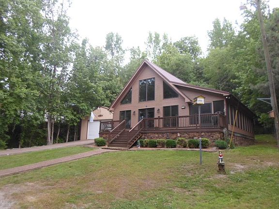 3rd image of 282 McClure Dr
