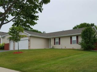 5090 Grand Cape Rd, Rockford, IL 61109