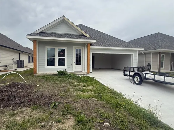 302 Couch Dr, Thibodaux, LA 70301