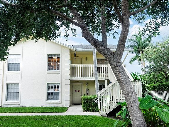 2nd image of 4942 West Blvd #8