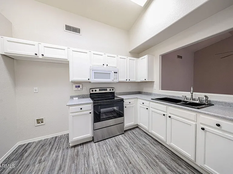 6431 W Chisum Trl — Photo 10