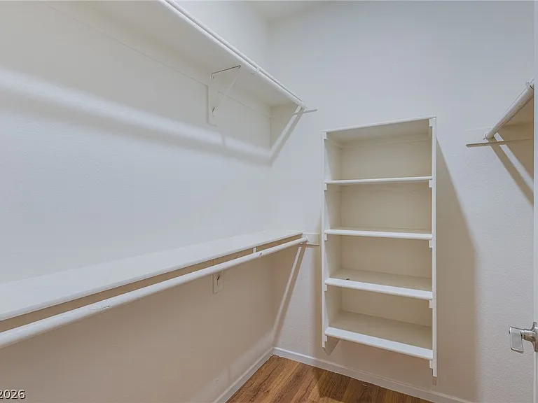 300 Pine Haven St #101 — Photo 22