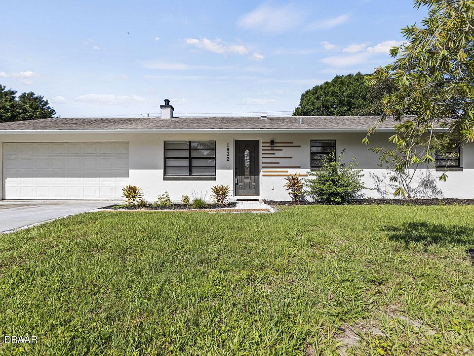 1st image of 1922 Willow Oak Dr