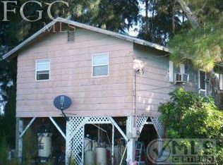 3914 20th St SW, Lehigh Acres, FL 33976