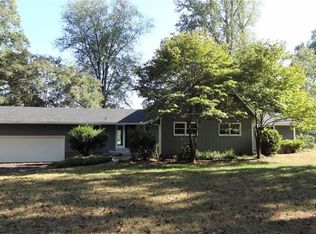 299 Ivy Cir, Bermuda Run, NC 27006