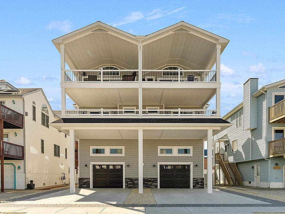 1st image of 230 40th St #Sea