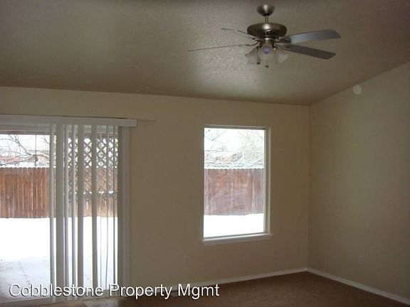5th image of 4706 Layton Ave